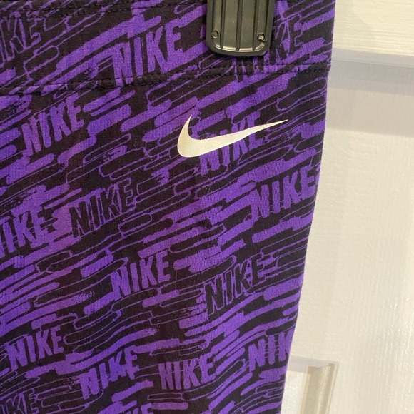 Nike stars athletic leggings size L purple - Picture 3 of 5